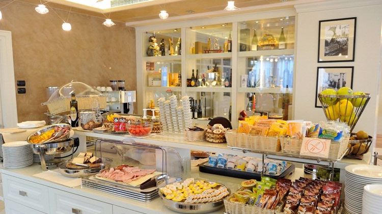 Hotel Roxy Plaza Restaurant