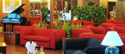 Grand Hotel Bologna Lobby