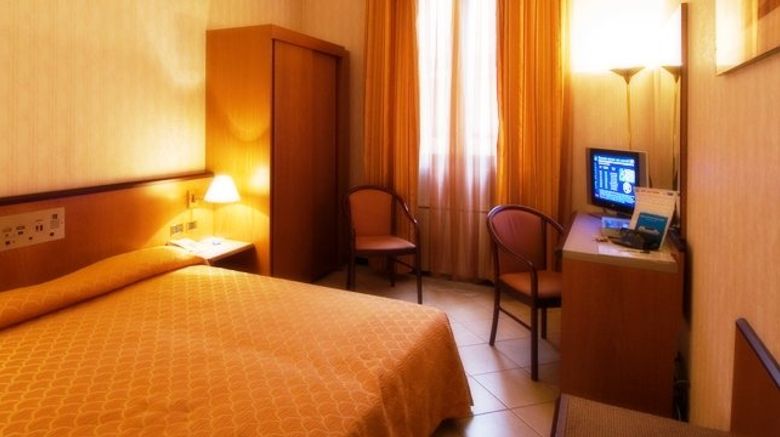 <b>Grand Hotel Bologna Room</b>. Images powered by <a href="https://www.leonardoworldwide.com/" title="Leonardo Worldwide" target="_blank">Leonardo</a>.