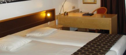 Hotel Rotterdam Room