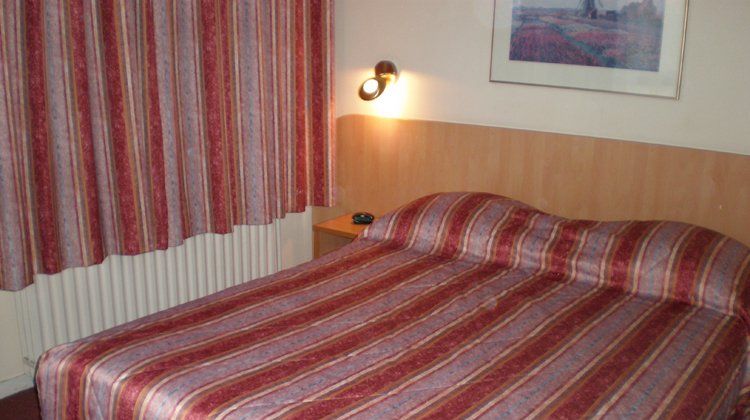 Hotel Rotterdam Room