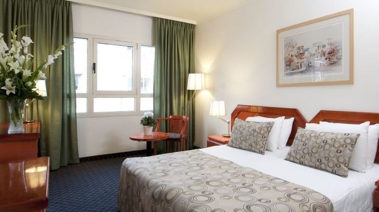 Montefiore Hotel Room