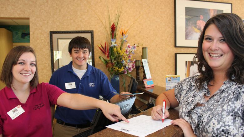 <b>Edgewater Hotel & Waterpark Lobby</b>. Images powered by <a href="https://www.leonardoworldwide.com/" title="Leonardo Worldwide" target="_blank">Leonardo</a>.