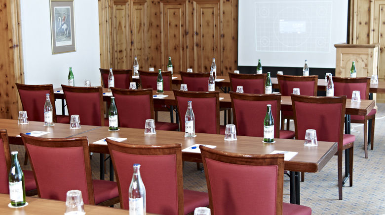 <b>Crystal Hotel Meeting</b>. Images powered by <a href="https://www.leonardoworldwide.com/" title="Leonardo Worldwide" target="_blank">Leonardo</a>.