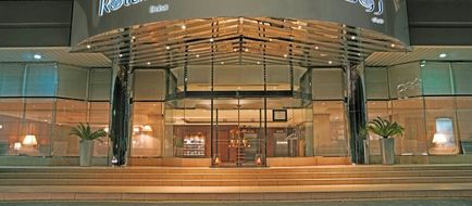 Jumeira Rotana Exterior