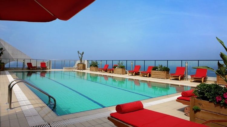 Raouche Arjaan by Rotana Pool