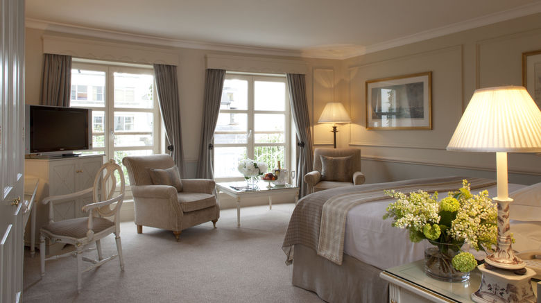 <b>Merrion Hotel Room</b>. Images powered by <a href="https://www.leonardoworldwide.com/" title="Leonardo Worldwide" target="_blank">Leonardo</a>.