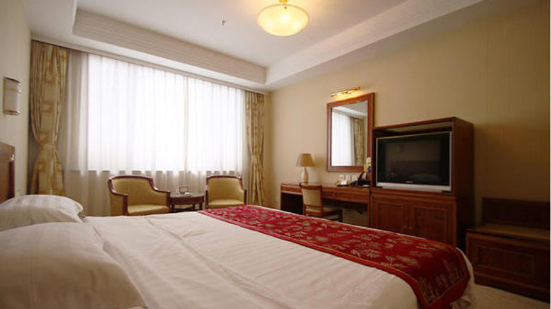 <b>Golden Gulf Hotel Room</b>. Images powered by <a href="https://www.leonardoworldwide.com/" title="Leonardo Worldwide" target="_blank">Leonardo</a>.