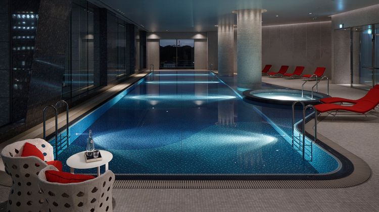 Palace Hotel Tokyo Pool