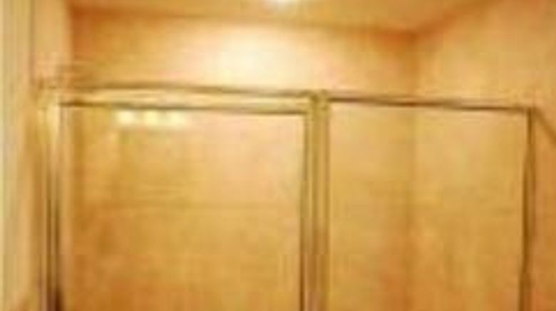 <b>Sutton Inn Room</b>. Images powered by <a href="https://www.leonardoworldwide.com/" title="Leonardo Worldwide" target="_blank">Leonardo</a>.