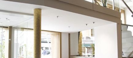 Avalon Hotel Lobby