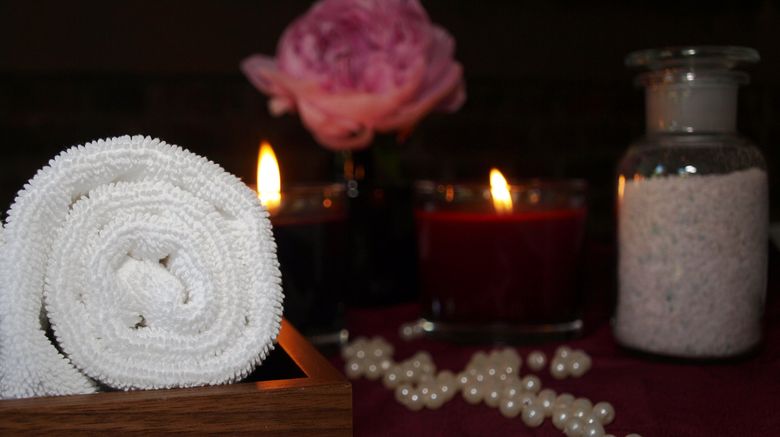 <b>Schlosshotel Hugenpoet Spa</b>. Images powered by <a href="https://www.leonardoworldwide.com/" title="Leonardo Worldwide" target="_blank">Leonardo</a>.