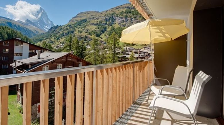 <b>Hotel Bristol Pool</b>. Images powered by <a href="https://www.leonardoworldwide.com/" title="Leonardo Worldwide" target="_blank">Leonardo</a>.
