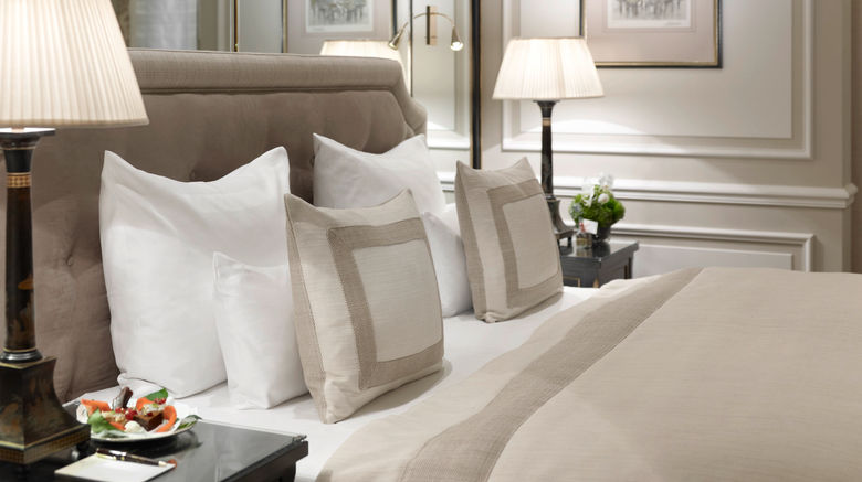 <b>Hotel Sacher Salzburg Room</b>. Images powered by <a href="https://www.leonardoworldwide.com/" title="Leonardo Worldwide" target="_blank">Leonardo</a>.