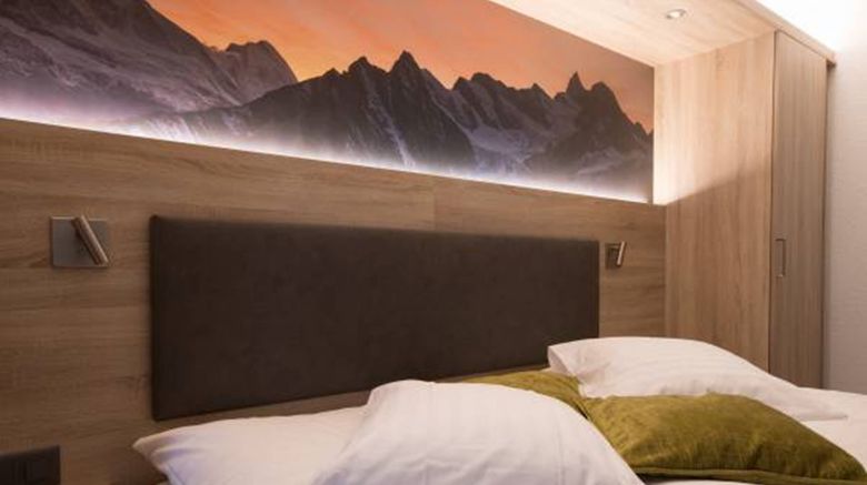 <b>Hotel Bristol Room</b>. Images powered by <a href="https://www.leonardoworldwide.com/" title="Leonardo Worldwide" target="_blank">Leonardo</a>.