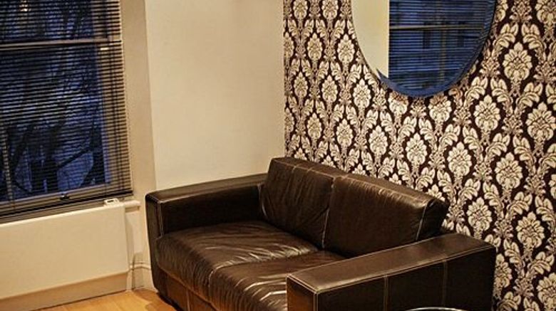 <b>Hyde Park Suites Lobby</b>. Images powered by <a href="https://www.leonardoworldwide.com/" title="Leonardo Worldwide" target="_blank">Leonardo</a>.