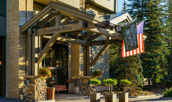 Vail's Mountain Haus at the Covered Brdg Exterior