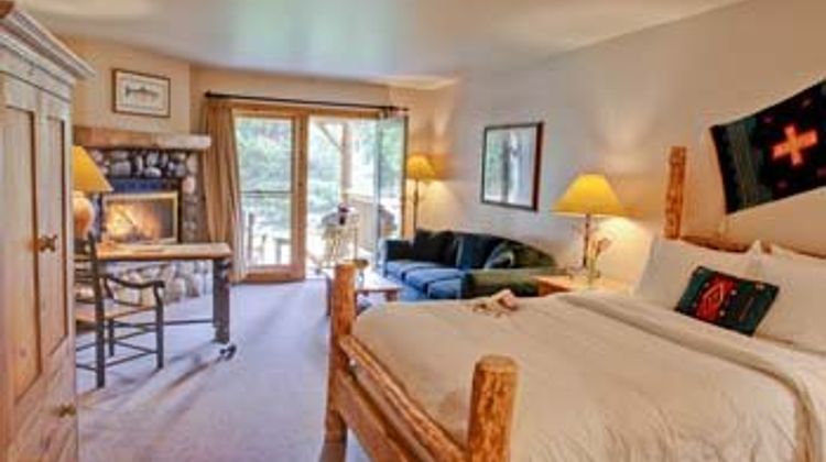 Rainbow Ranch Lodge Room