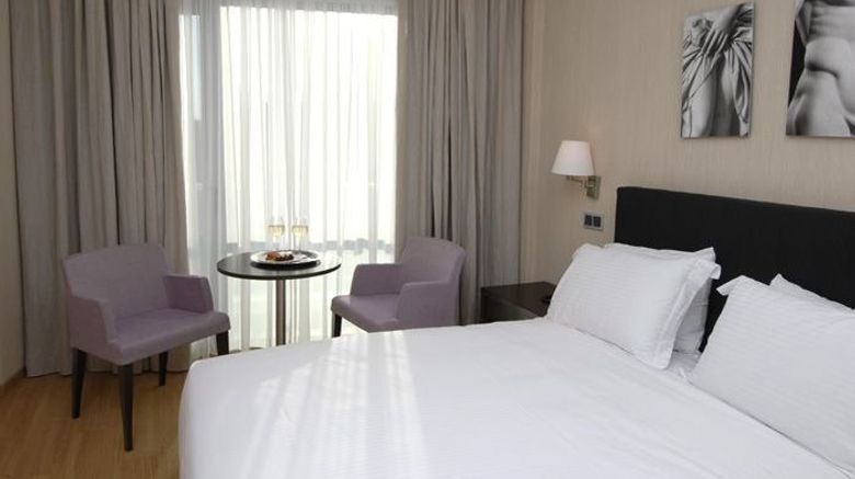 <b>The Athens Gate Hotel Room</b>. Images powered by <a href="https://www.leonardoworldwide.com/" title="Leonardo Worldwide" target="_blank">Leonardo</a>.
