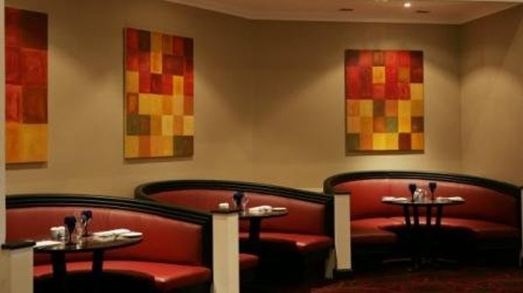 Riverside Lodge Hotel Restaurant