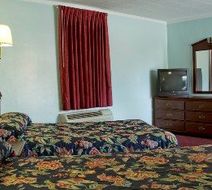 Mount Vernon Inn Room