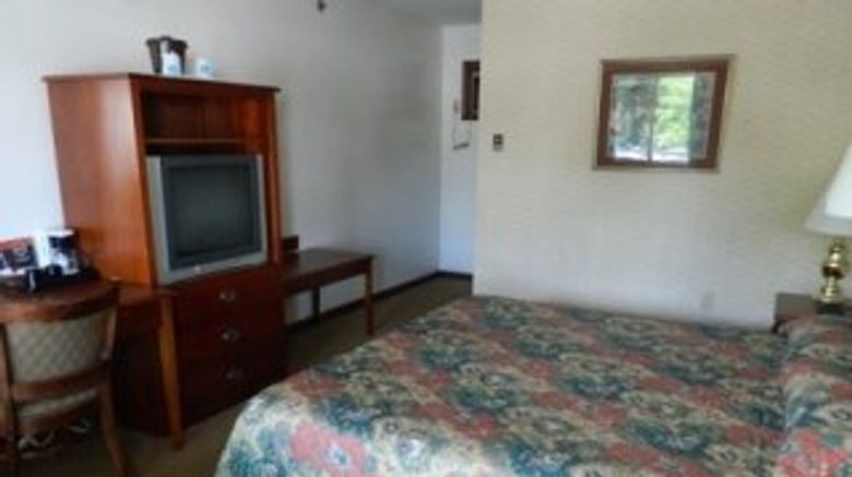 <b>Towne Motel Room</b>. Images powered by <a href="https://www.leonardoworldwide.com/" title="Leonardo Worldwide" target="_blank">Leonardo</a>.