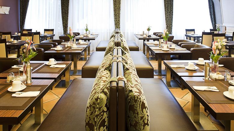 <b>Der Heidehof Conference & SPA Resort Restaurant</b>. Images powered by <a href="https://www.leonardoworldwide.com/" title="Leonardo Worldwide" target="_blank">Leonardo</a>.