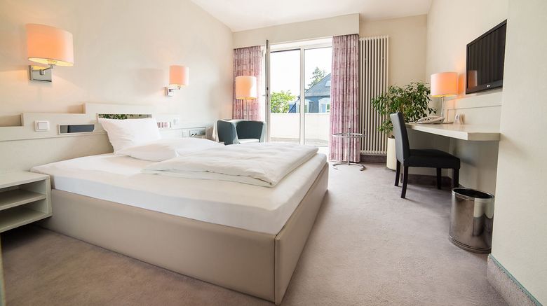 <b>Fontana Hotel Wiesbaden Room</b>. Images powered by <a href="https://www.leonardoworldwide.com/" title="Leonardo Worldwide" target="_blank">Leonardo</a>.