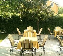 Hotel Philia Exterior