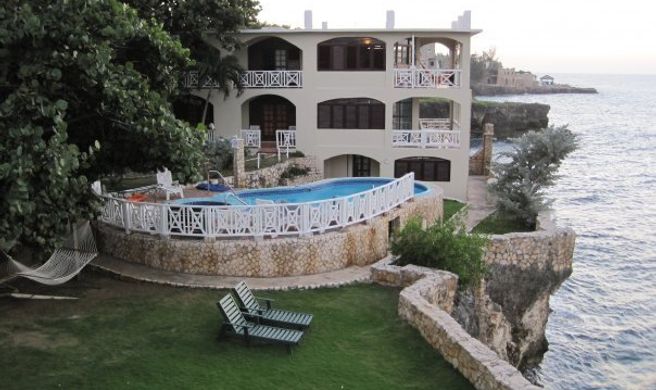 Home Sweet Home  Resort Exterior