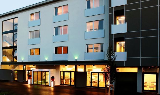 Harry's Home Linz Exterior