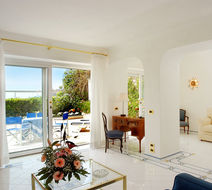 La Scalinatella Hotel Lobby