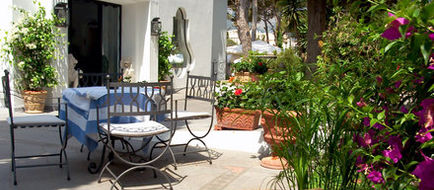 La Scalinatella Hotel Exterior
