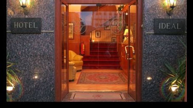 Hotel Ideal Exterior