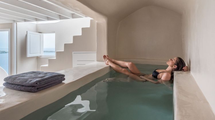 Art Maisons Aspaki and Oia Castle Hotel Room