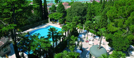 Villa Cortine Palace Hotel Exterior