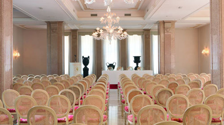 <b>Villa Cortine Palace Hotel Meeting</b>. Images powered by <a href="https://www.leonardoworldwide.com/" title="Leonardo Worldwide" target="_blank">Leonardo</a>.