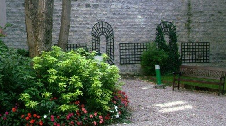 <b>Hotel Le Quartier Bercy - Square Paris Exterior</b>. Images powered by <a href="https://www.leonardoworldwide.com/" title="Leonardo Worldwide" target="_blank">Leonardo</a>.