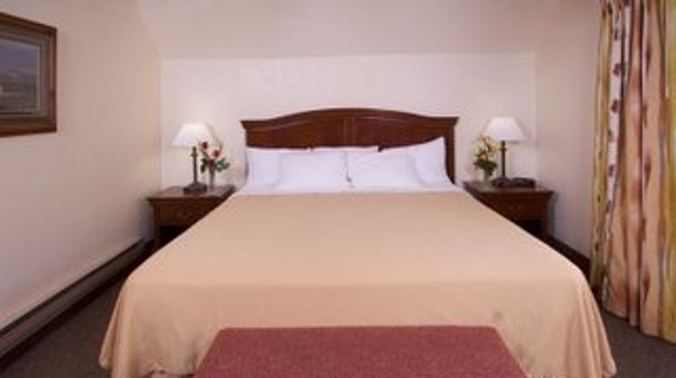 Box Canyon Lodge & Hot Springs Room