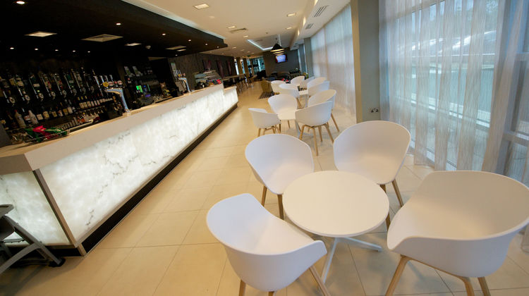 Holiday Inn Southend Lobby