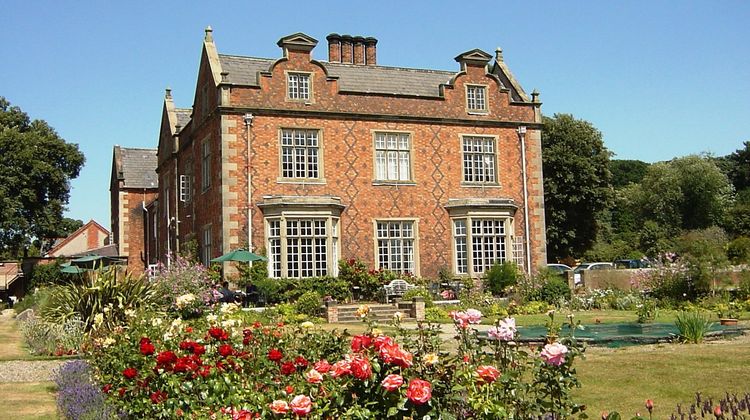 Willington Hall Exterior