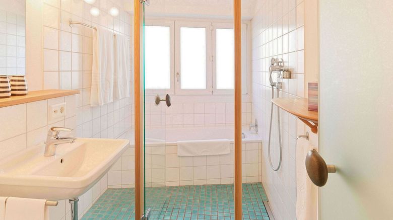 <b>City Hotel Ochsen Room</b>. Images powered by <a href="https://www.leonardoworldwide.com/" title="Leonardo Worldwide" target="_blank">Leonardo</a>.