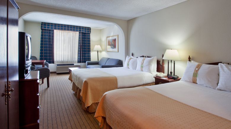 <b>Holiday Inn & Suites Room</b>. Images powered by <a href="https://www.leonardoworldwide.com/" title="Leonardo Worldwide" target="_blank">Leonardo</a>.