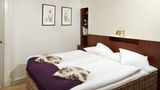 Royal Hotel Room