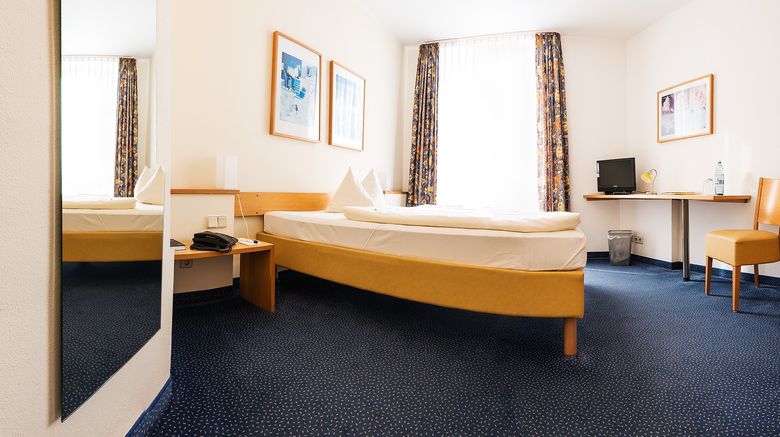 <b>Nibelungen Hof Hotel Room</b>. Images powered by <a href="https://www.leonardoworldwide.com/" title="Leonardo Worldwide" target="_blank">Leonardo</a>.