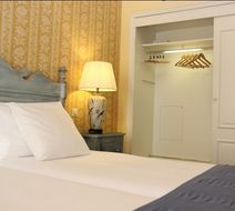Hotel La Barcarolle Room
