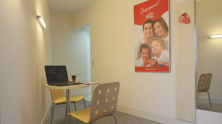 <b>Hello Hotels Room</b>. Images powered by <a href="https://www.leonardoworldwide.com/" title="Leonardo Worldwide" target="_blank">Leonardo</a>.