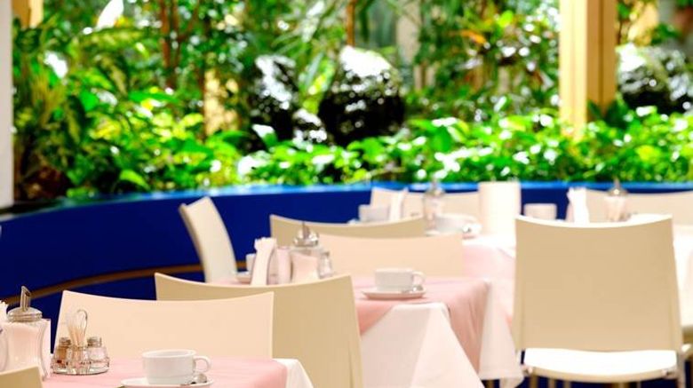 <b>Hotel Zipser Restaurant</b>. Images powered by <a href="https://www.leonardoworldwide.com/" title="Leonardo Worldwide" target="_blank">Leonardo</a>.