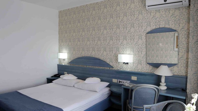 <b>Continental Forum Oradea Room</b>. Images powered by <a href="https://www.leonardoworldwide.com/" title="Leonardo Worldwide" target="_blank">Leonardo</a>.