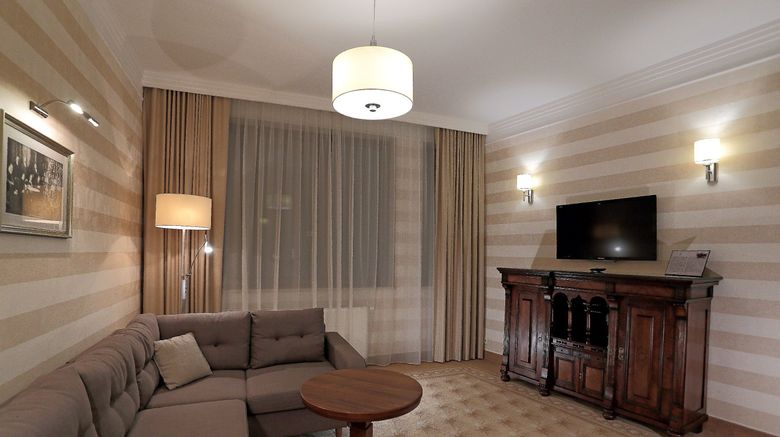 <b>Esperanto Hotel Room</b>. Images powered by <a href="https://www.leonardoworldwide.com/" title="Leonardo Worldwide" target="_blank">Leonardo</a>.
